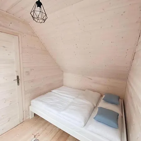 Nad Rozlewiskiem Lodge Bobolin