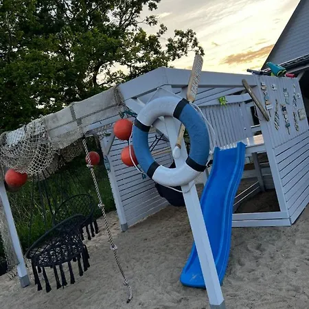 Nad Rozlewiskiem Деревянный коттедж Боболин