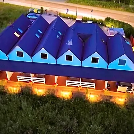 Lodge Nad Rozlewiskiem Bobolin
