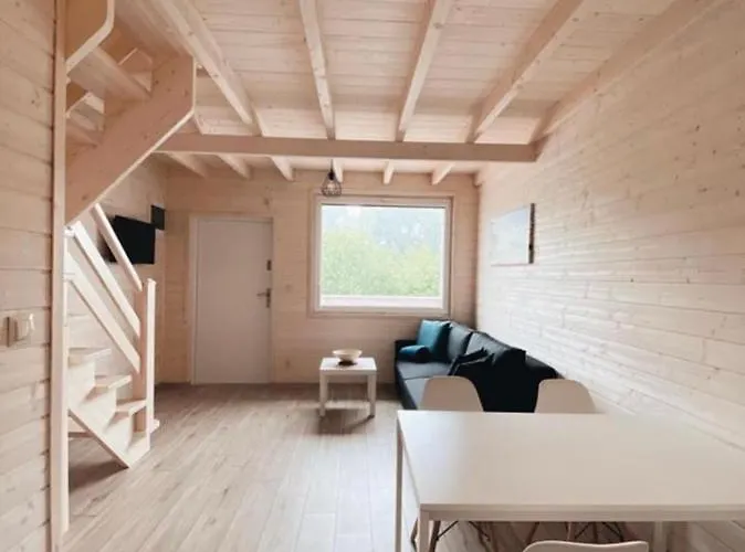 ロッジ Nad Rozlewiskiem ボボリン